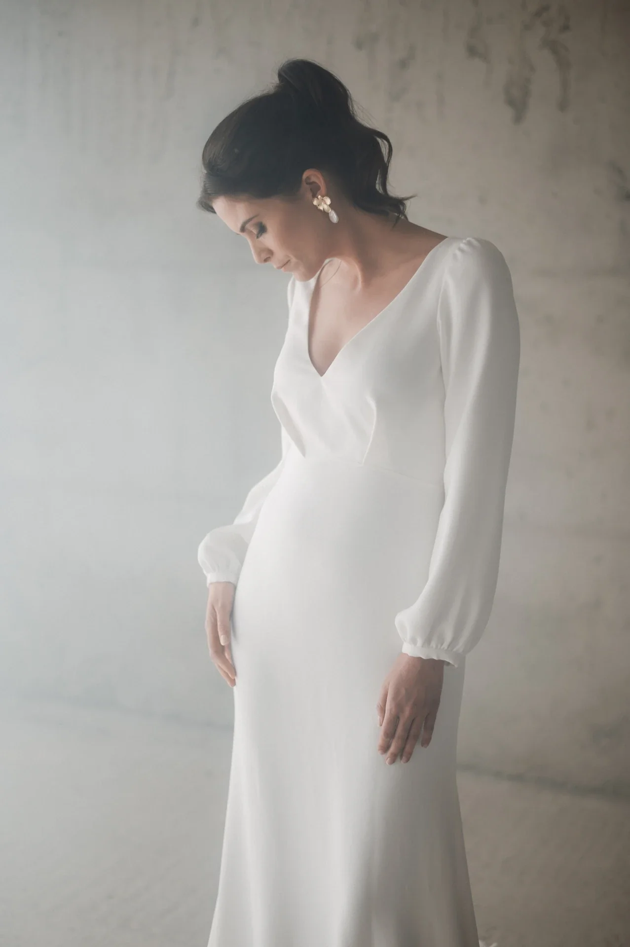 Robe de mariée Diana à manches longues et décolleté croisé, collection La Cinquième